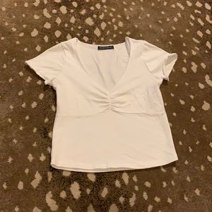 Brandy Melville white cropped tee